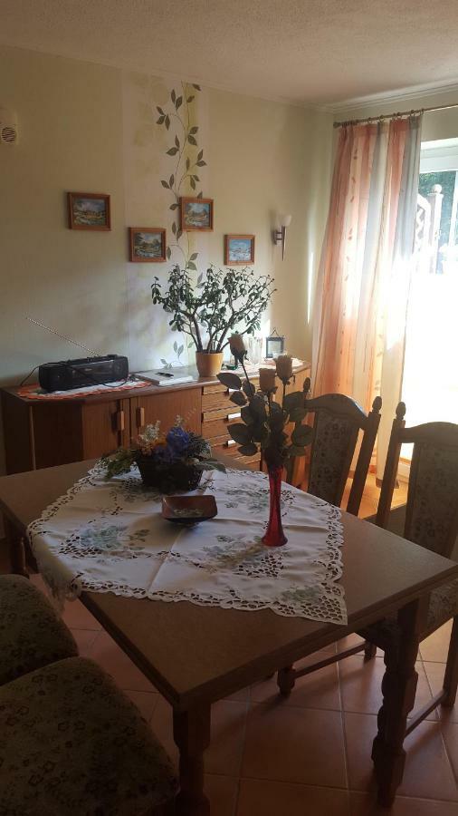 Ferienwohnung "Am Fechtertor- Eingang Zum Schlosspark" Putbus Kültér fotó