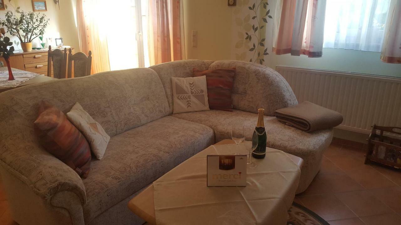 Ferienwohnung "Am Fechtertor- Eingang Zum Schlosspark" Putbus Kültér fotó